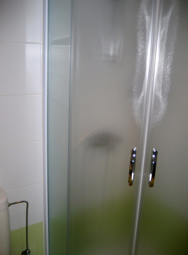 Dusche im Bad