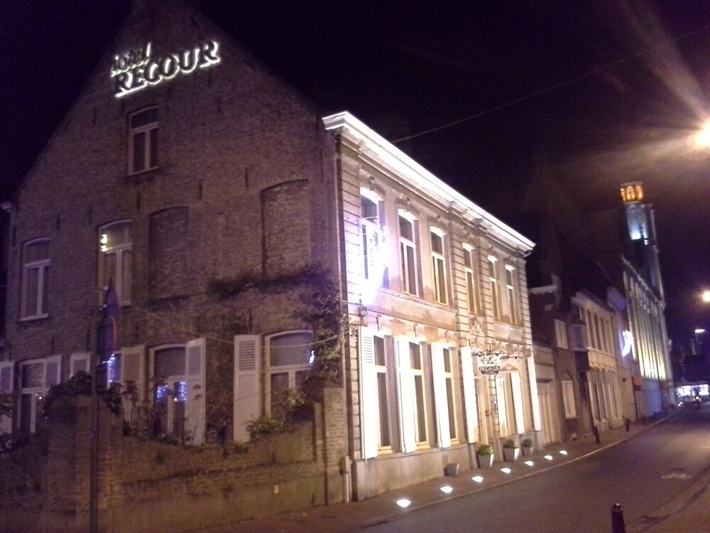 Hotel Front - Evening/Night