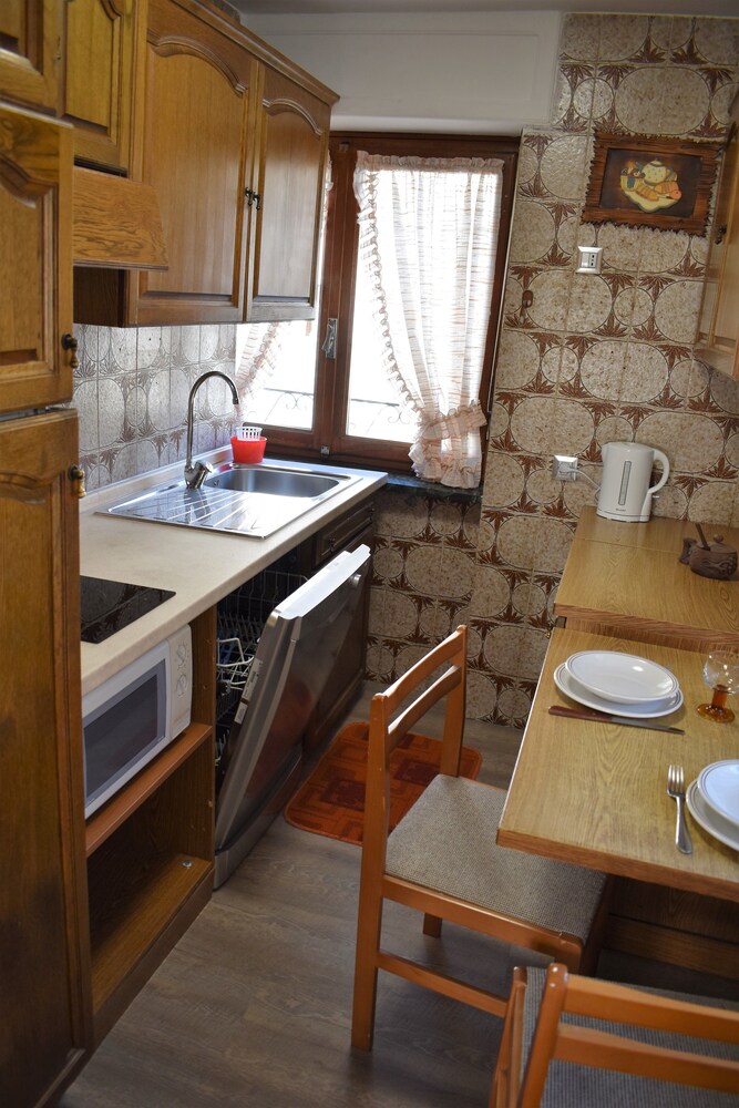 In-Room Kitchen