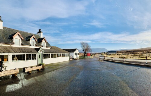 Aultguish Inn