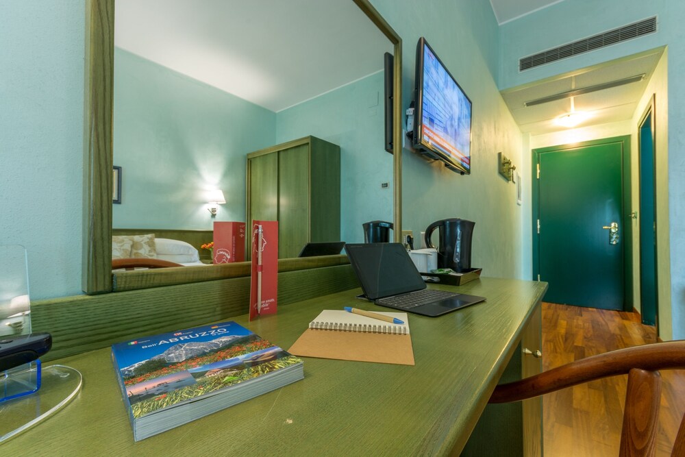 Guestroom