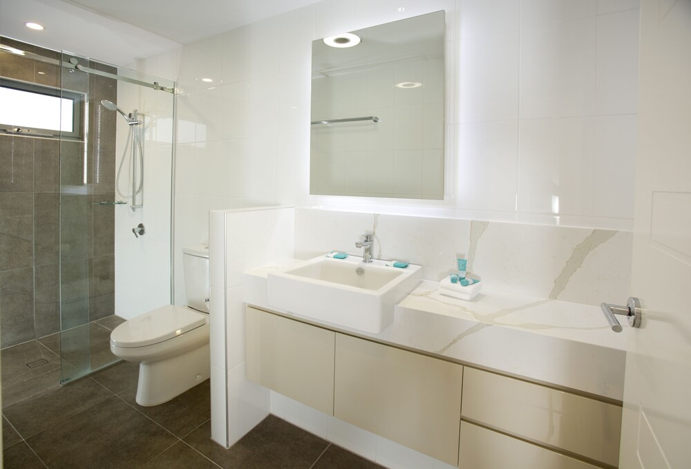 Penthouse Cabin - Bathroom