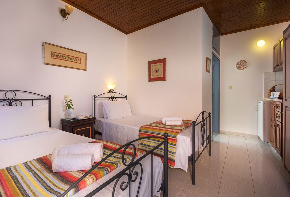 Studio - Guestroom