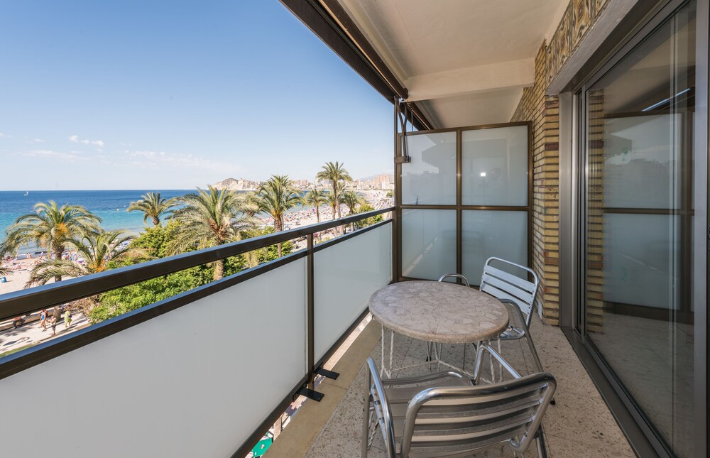 Terraza o patio: Estudio, vistas al mar