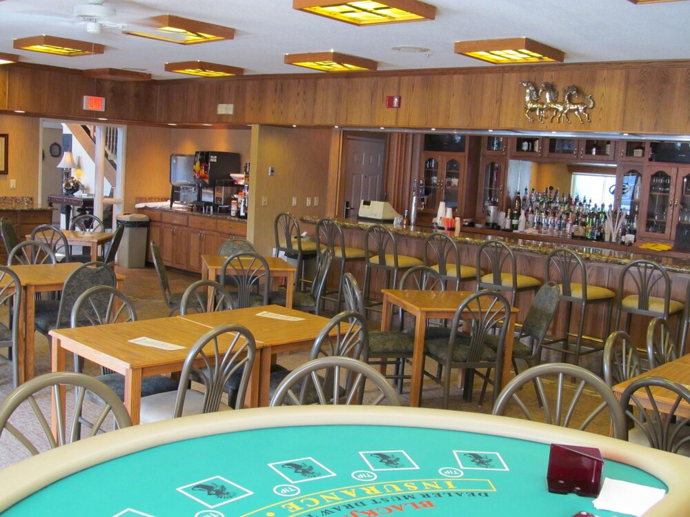 Hotel Bar