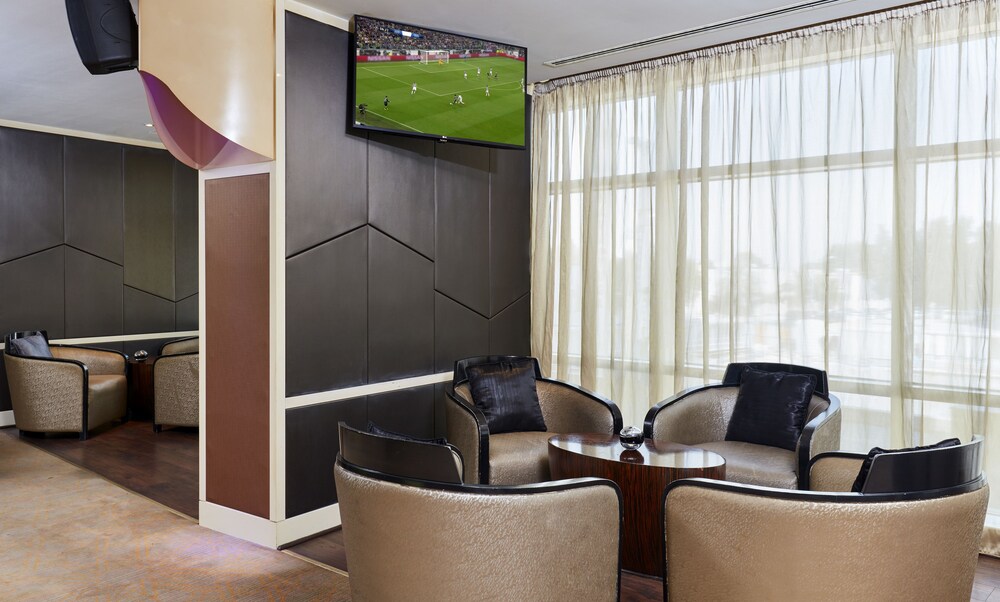 Hotel Bar