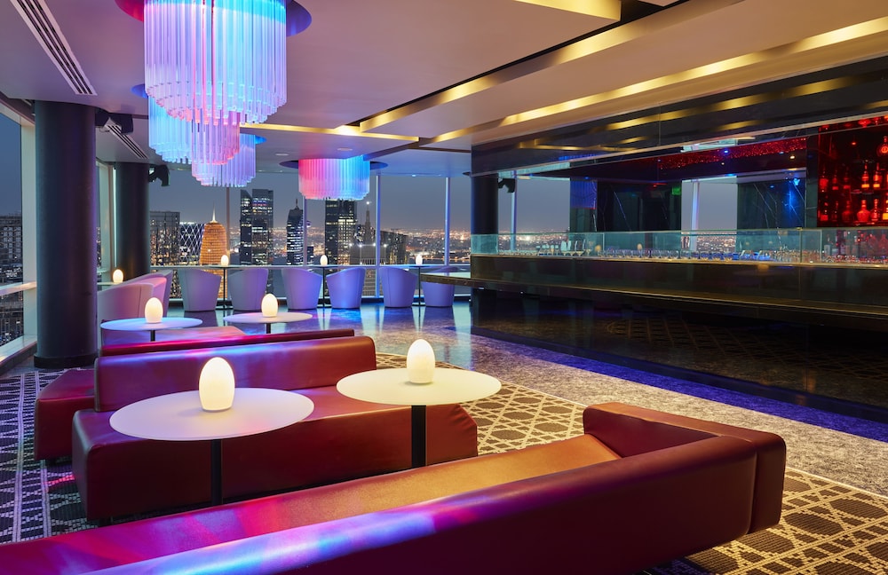 Hotel Lounge