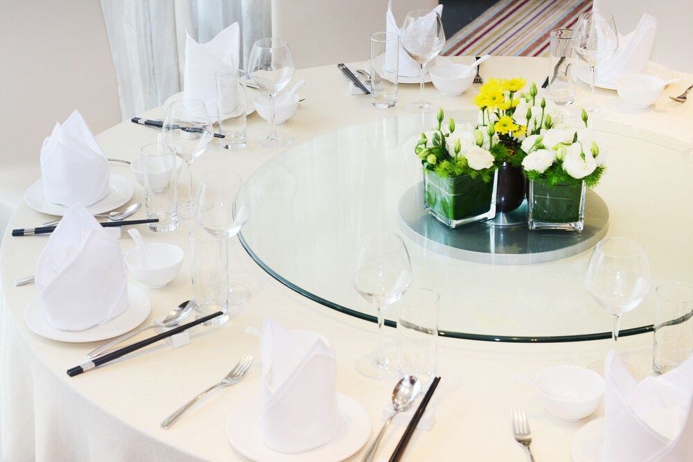 Family Dining