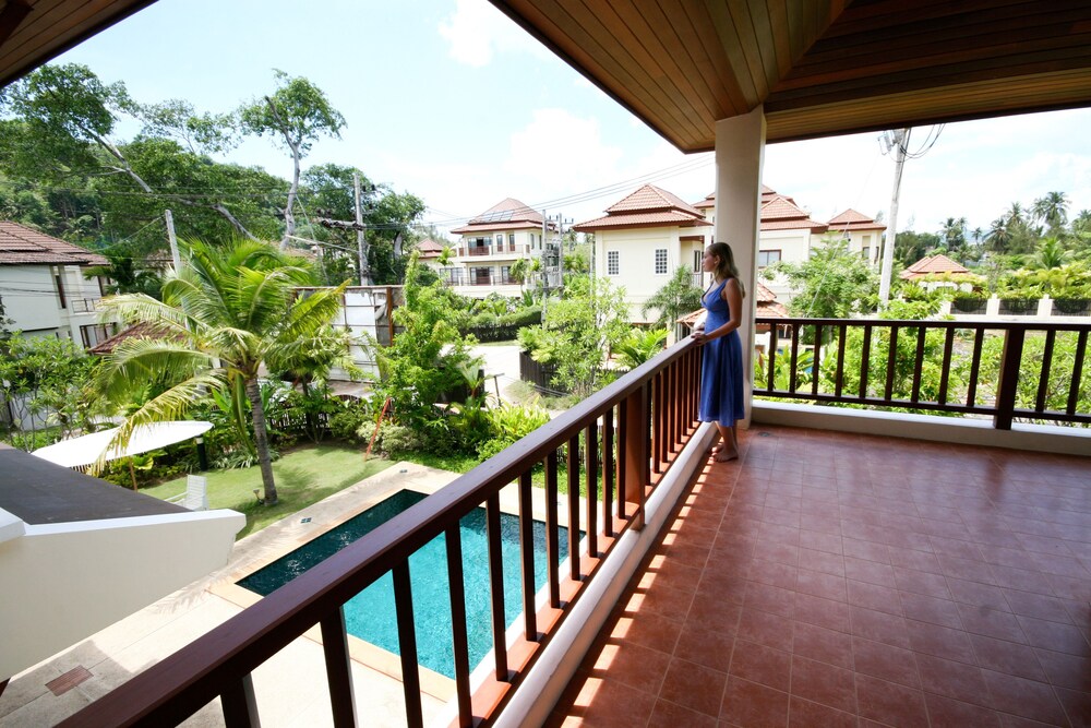 3 Bedroom Pool Villa - Balcony