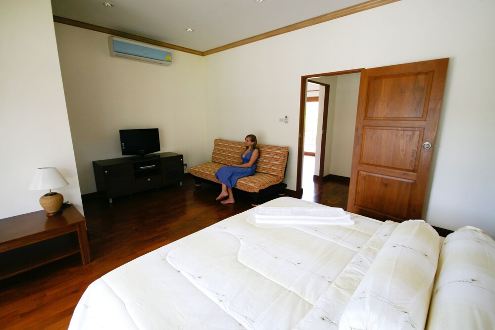 3 Bedroom Pool Villa - Guestroom