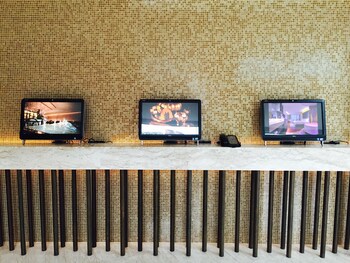 Check-in/Check-out Kiosk