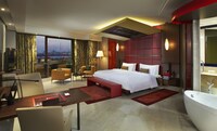 Club Room (Premier)