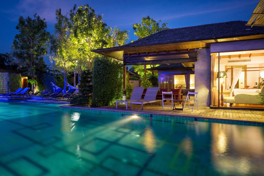 Grand Sunset Suite Pool Villa - Guestroom View