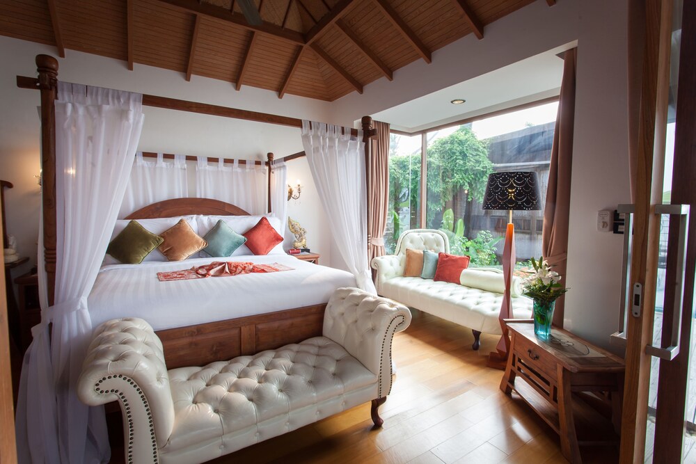 Grand Sunset Suite Pool Villa - Guestroom
