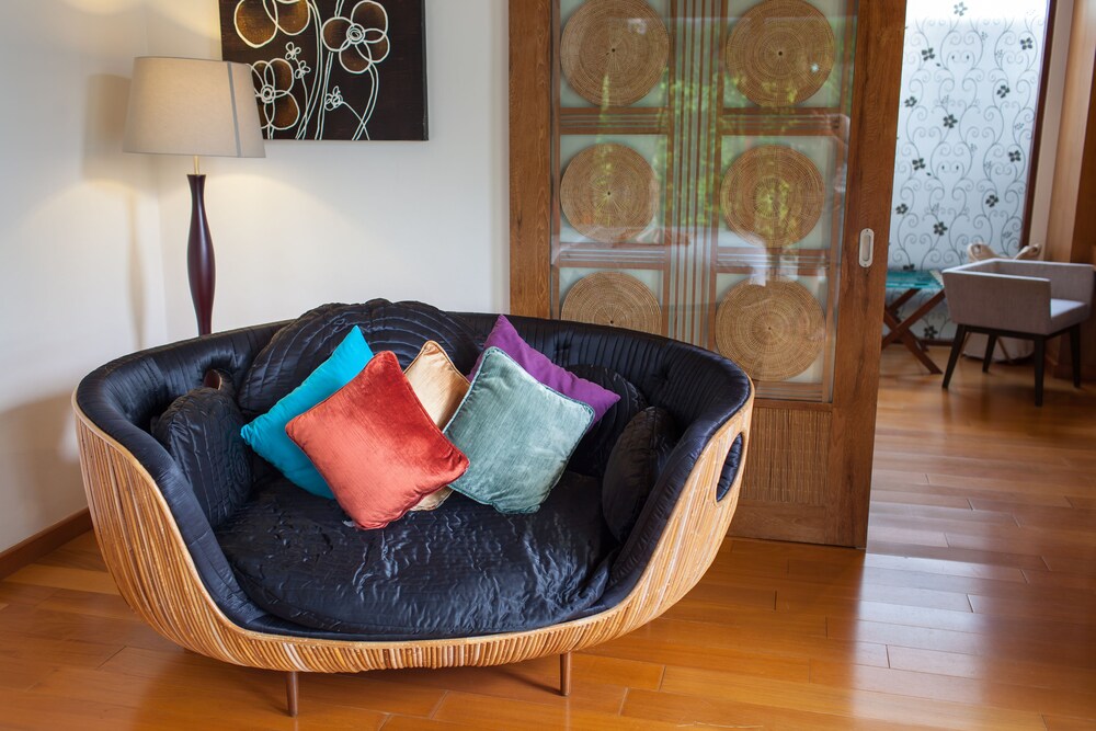 Grand Sunset Suite Pool Villa - Guestroom