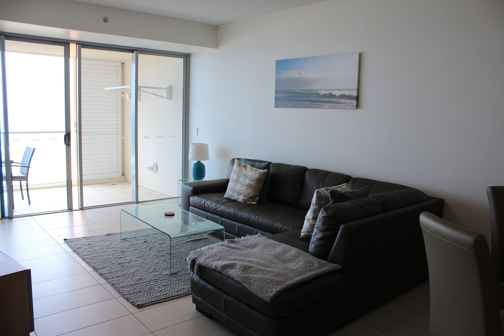 Apartment, 1 Bedroom, Ocean View - Living Area