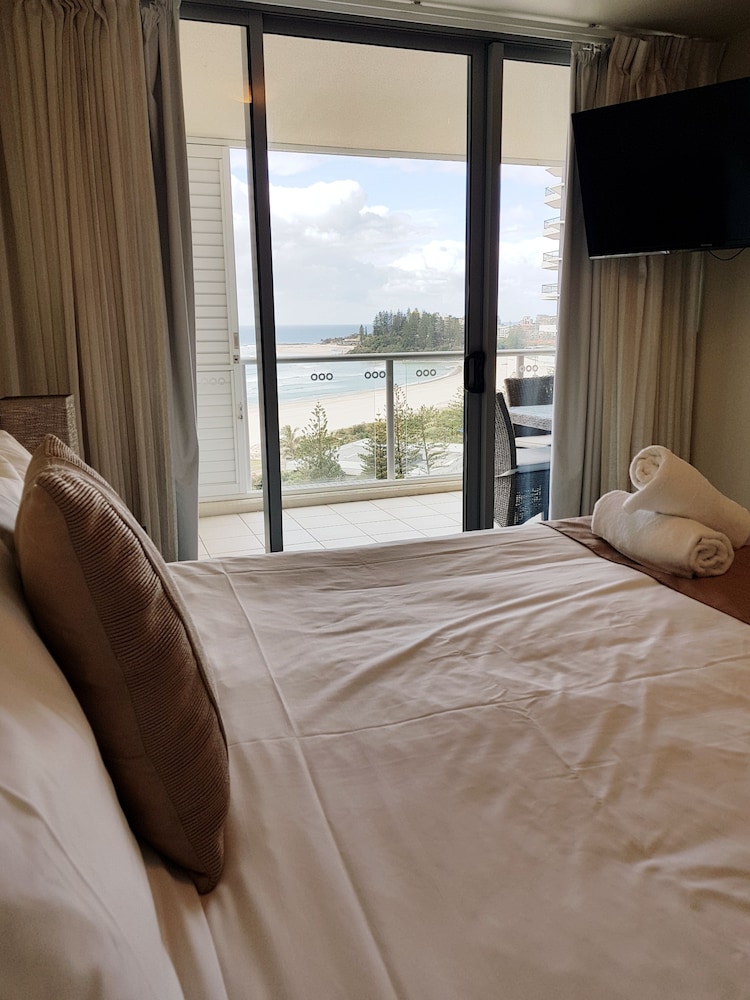 Apartment, 3 Bedrooms, Beach View - Guestroom View