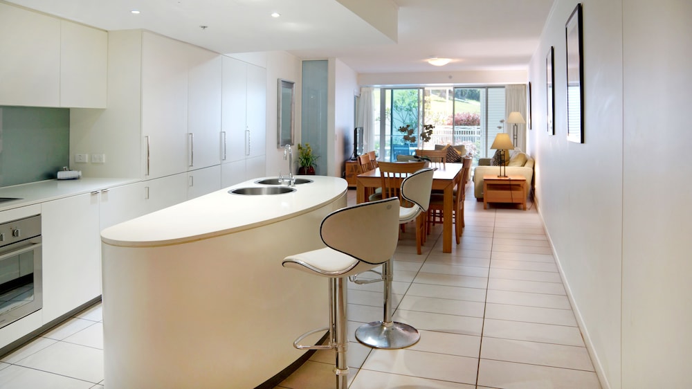 2 Bedroom Garden View - In-Room Kitchen