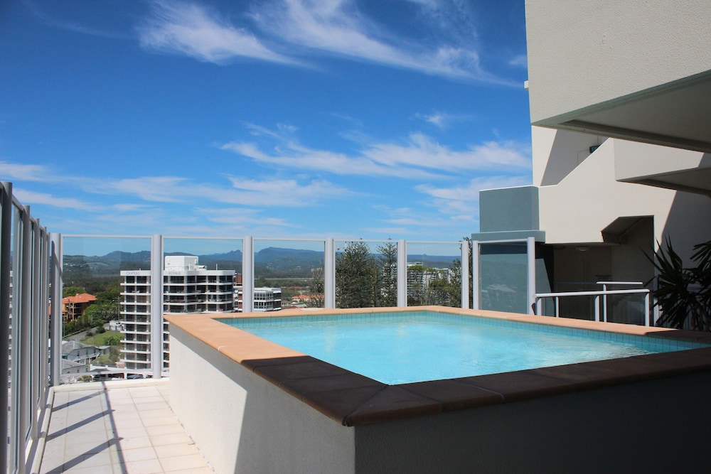 4 Bedroom Penthouse - Balcony
