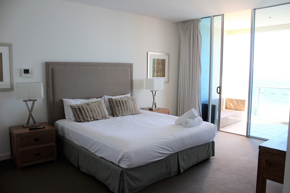 4 Bedroom Penthouse - Guestroom