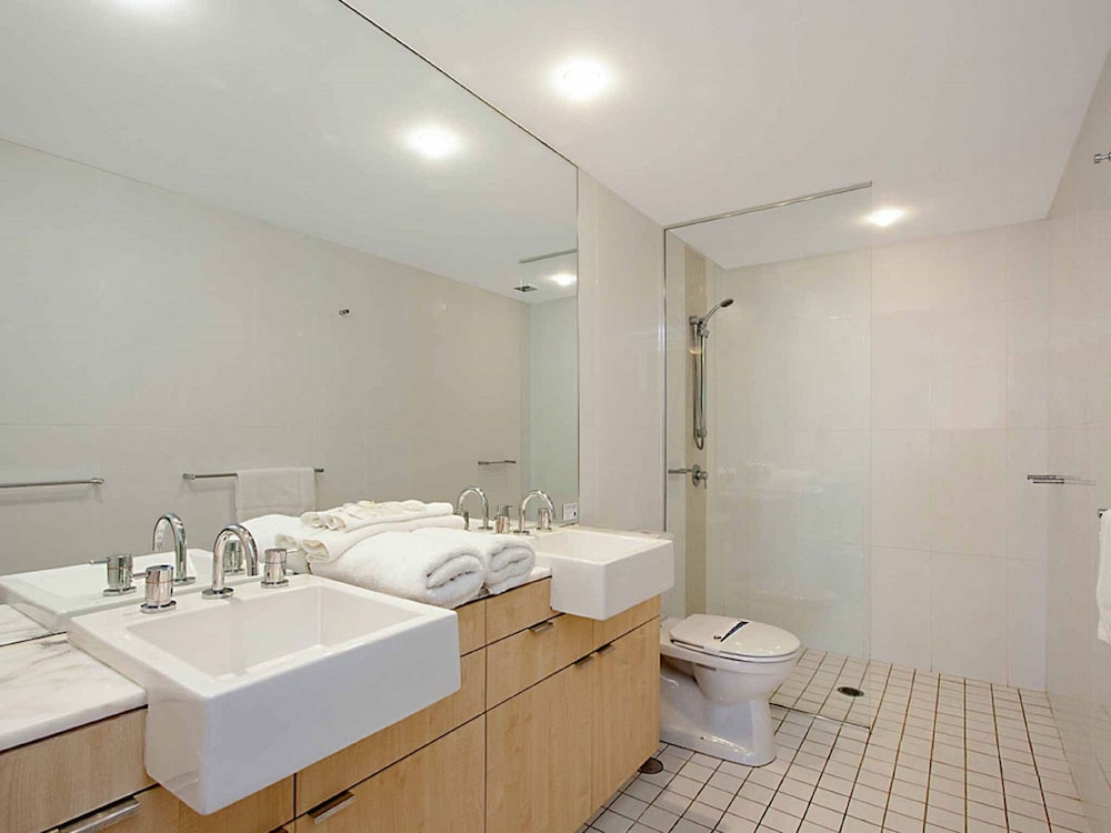 Superior Apartment, 2 Double Beds, Ocean View - Bathroom