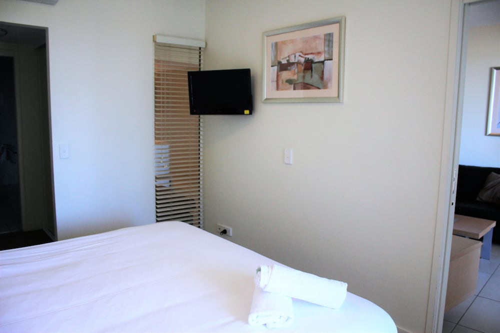 Apartment, 1 Bedroom, Beach View - Guestroom