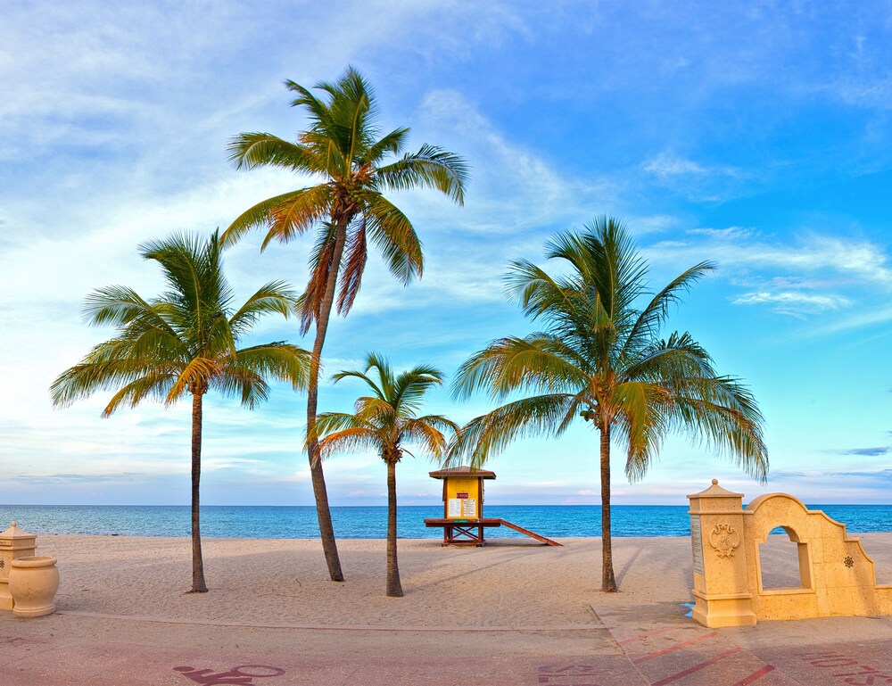 Beach/Ocean View