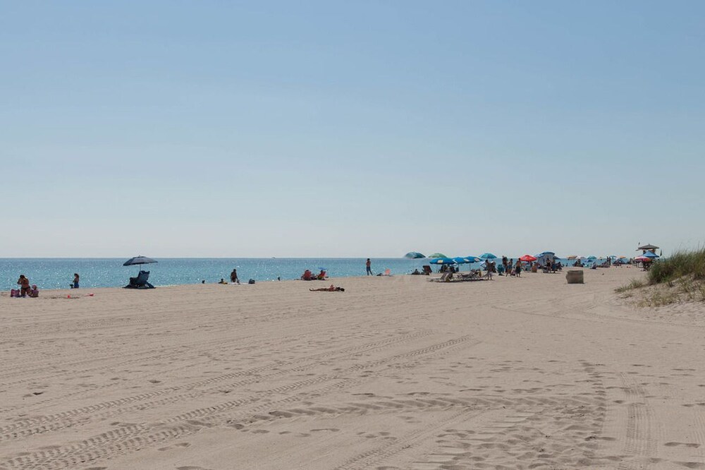 Beach/Ocean View
