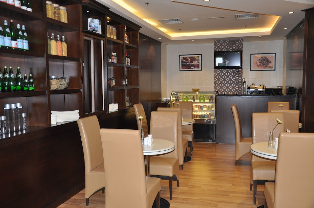 Coffee Shop