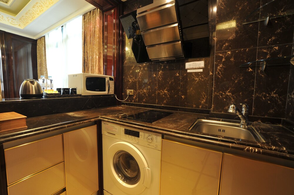 In-Room Kitchen