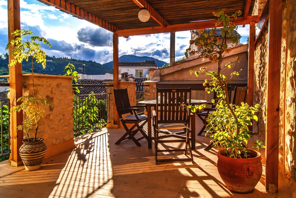 Sundeck