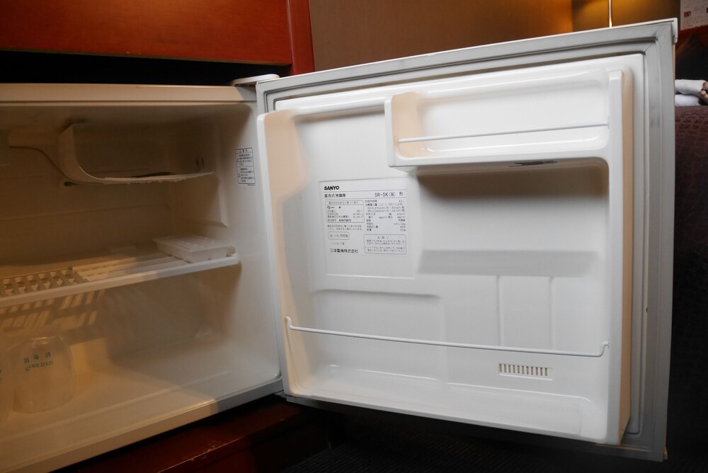 Mini-Refrigerator