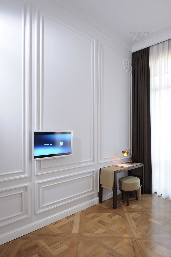 In-Room Amenity