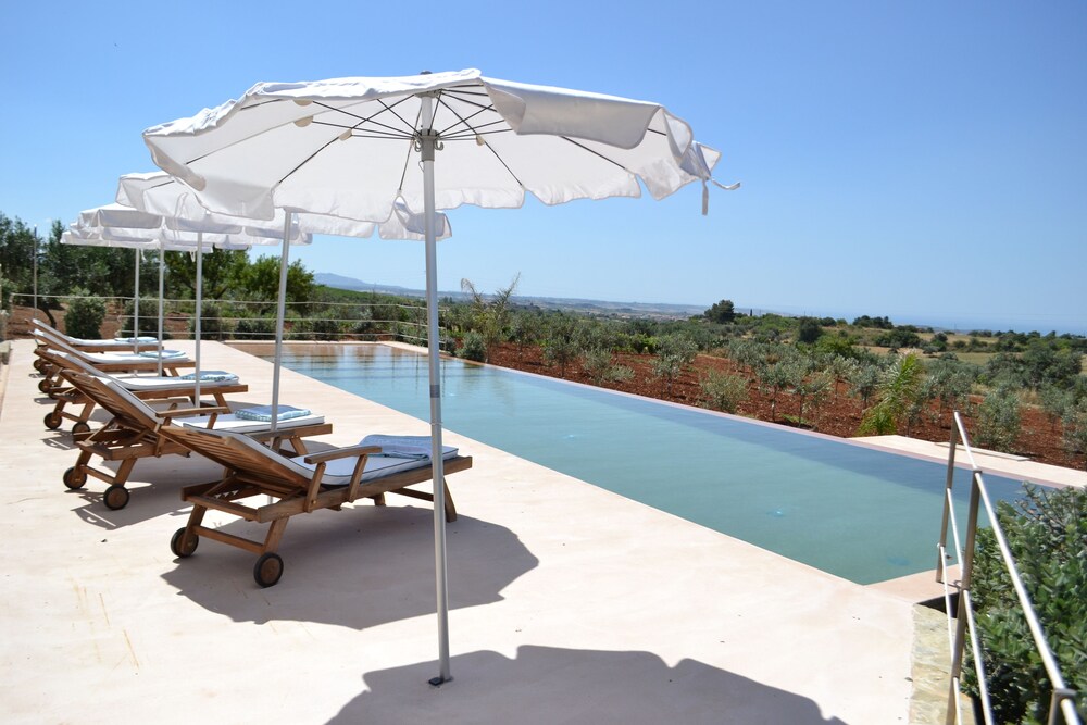 Sundeck