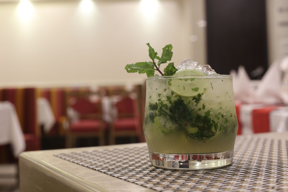Hotel Bar