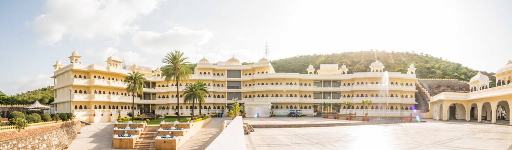 Hotel Front