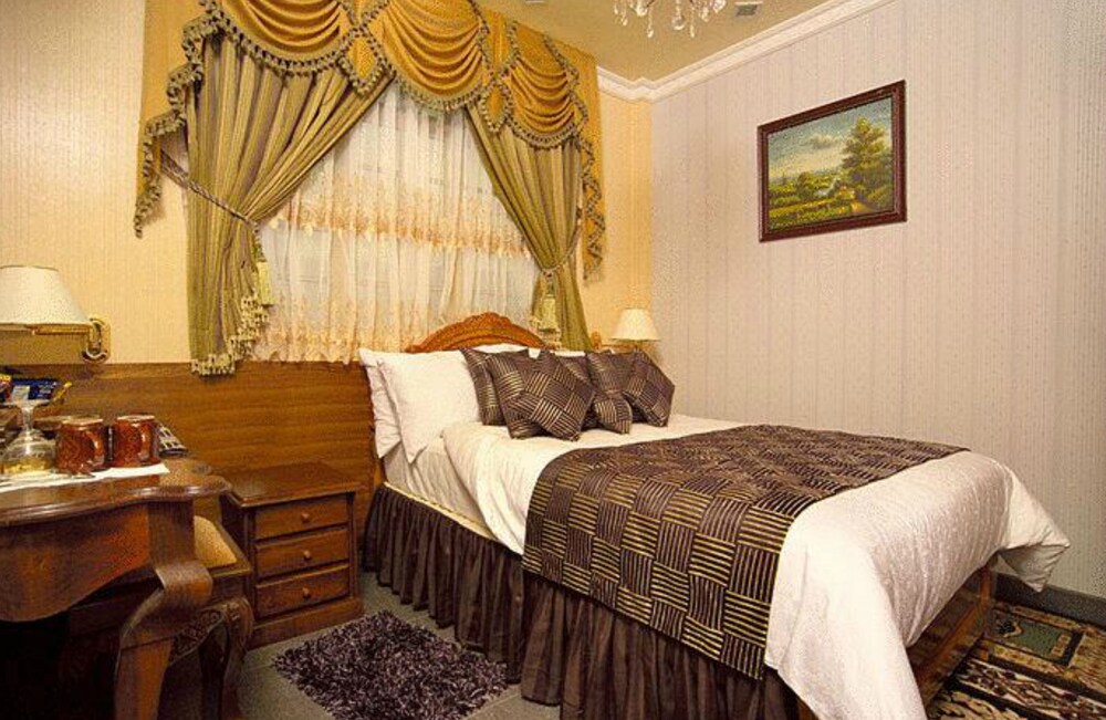 Guestroom