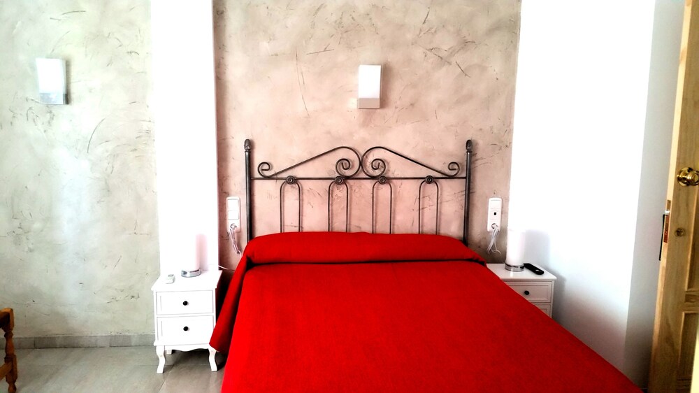 Room (Exterior) - Featured Image