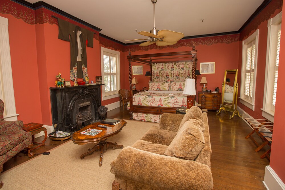 Guestroom