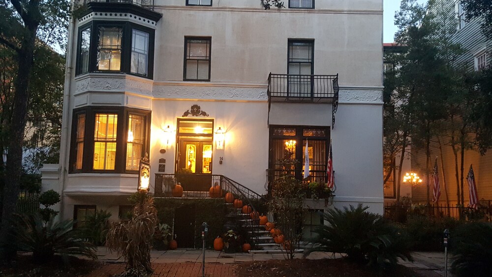 Hotel Front - Evening/Night