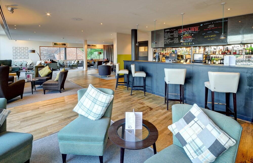 Hotel Bar