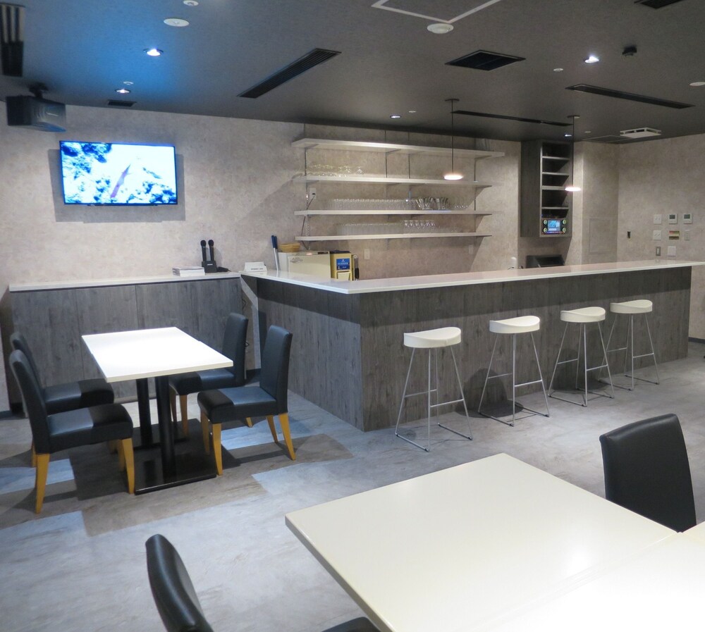Hotel Bar