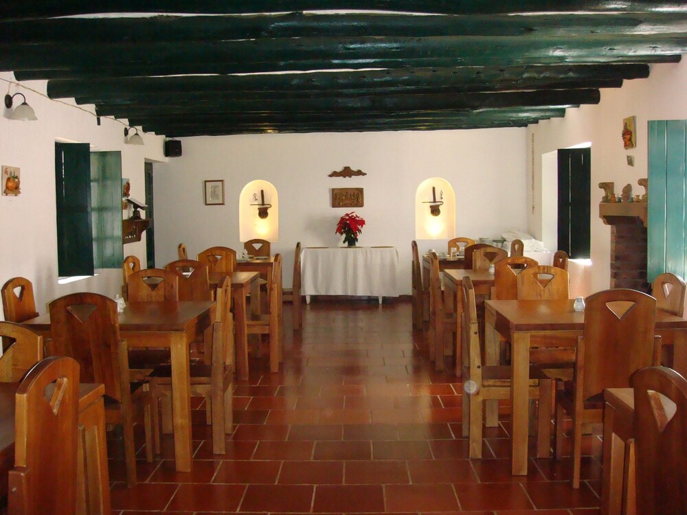 Hotel Lounge