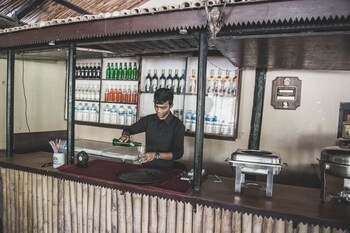 Hotel Bar