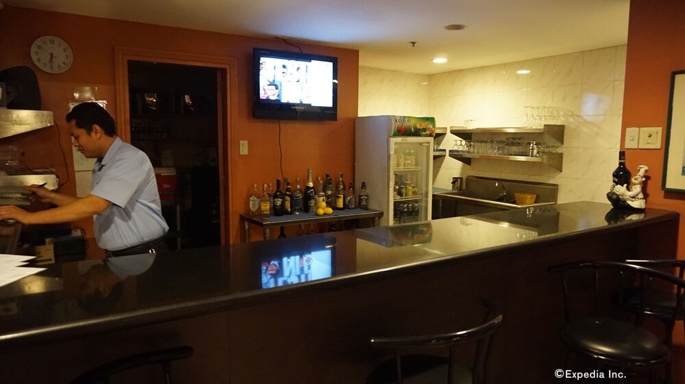 Hotel Bar
