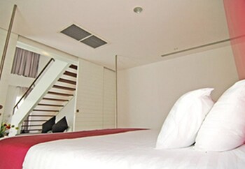 Guestroom View