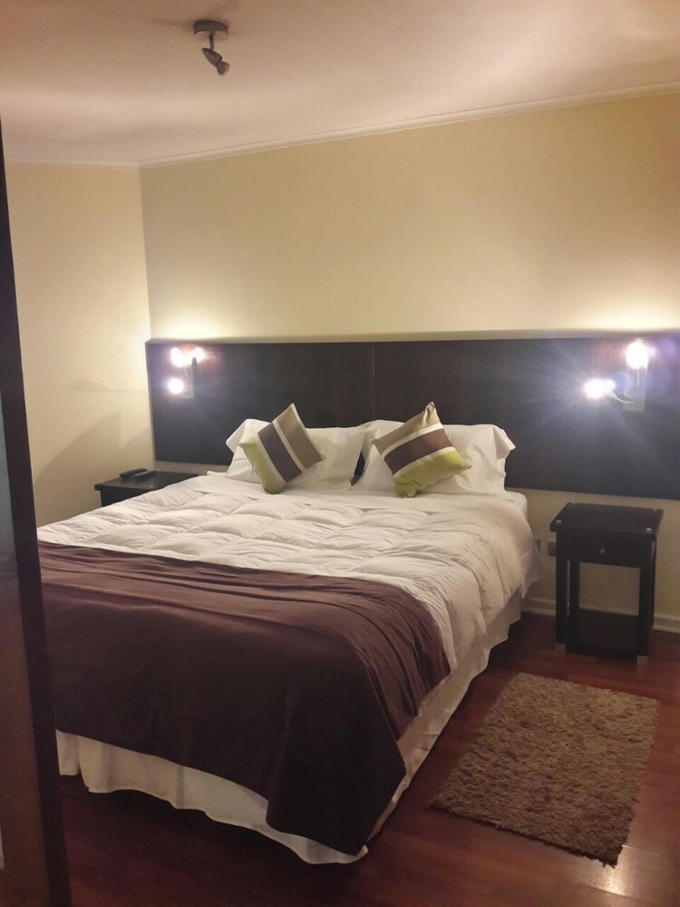 Standard Suite - Guestroom