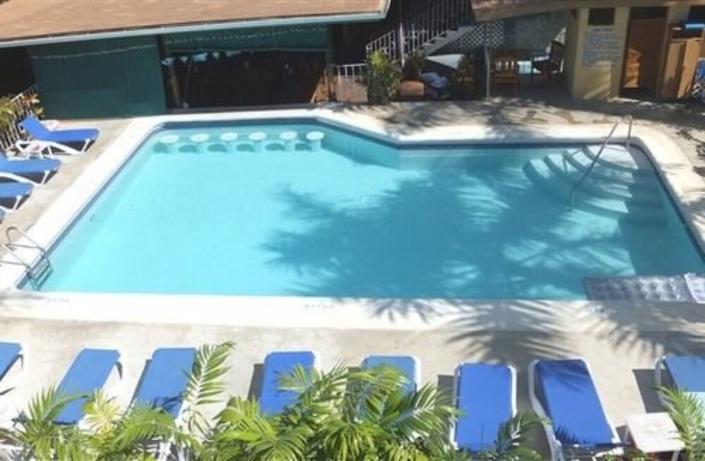 Utomhuspool