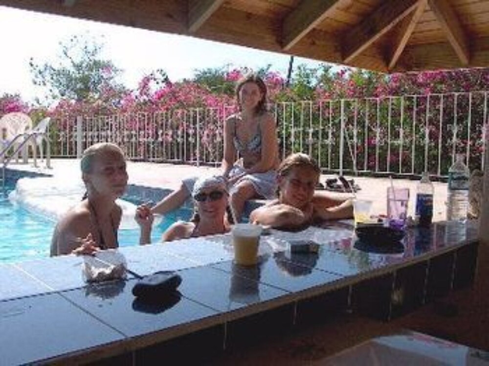 Utomhuspool