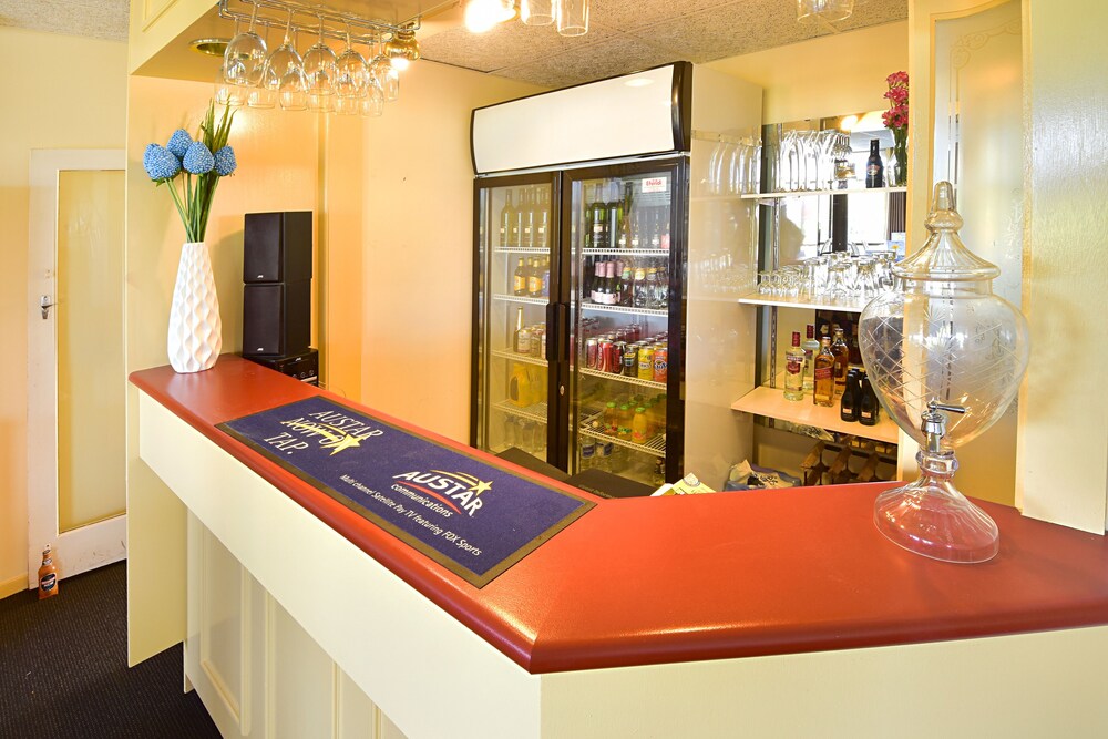 Hotel Bar